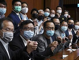 Hong Kong Lawmakers Resign En Masse from Legislature