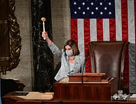 Congress Starts New Session, Pelosi Re-elected Speaker