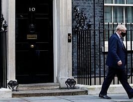 UK Politics in Turmoil After Boris Johnson’s Resignation and the Arrest of Scotland’s Former Leader